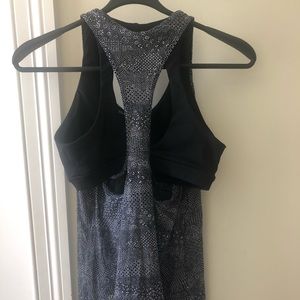 Lululemon tank top with built in sportsbra